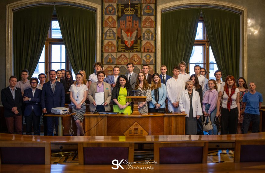 Ostatnia sesja Młodzieżowej Rady Krakowa IX kadencji – relacja