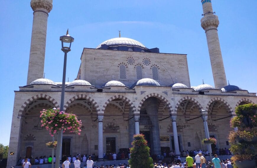 Konya: Podróż do&nbsp;tradycyjnej Turcji