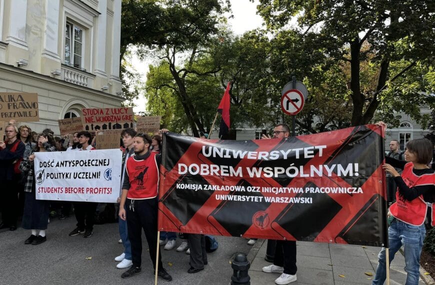 „Studia nie&nbsp;tylko&nbsp;dla bogatych” – protest na&nbsp;Uniwersytecie Warszawskim