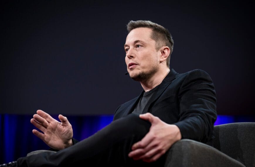 Elon Musk mówi Europejczykom: głosujcie na&nbsp;skrajną prawicę!