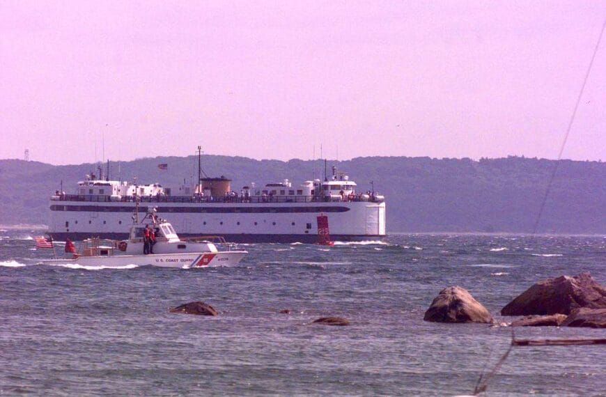 Klątwa Kennedych i milcząca ikona stylu, czyli historia Carolyn Bessette-Kennedy